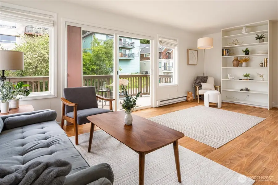 2552 14th Avenue W #403, Seattle, WA 98119 - #3