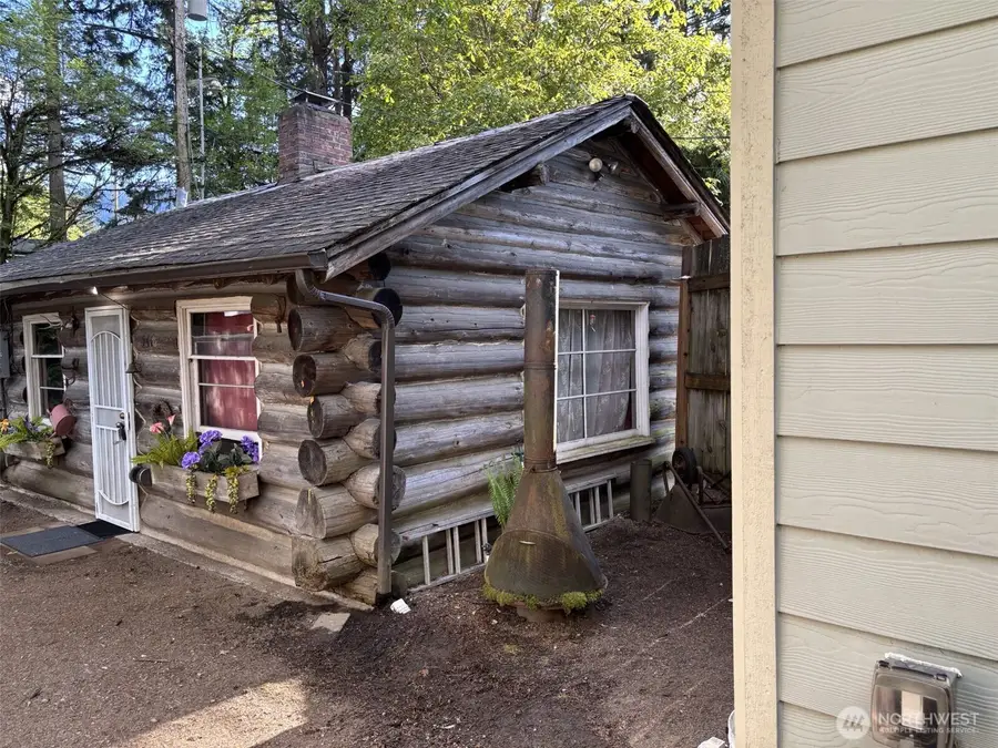 541 NE Alder Street, Issaquah, WA 98027 - #2
