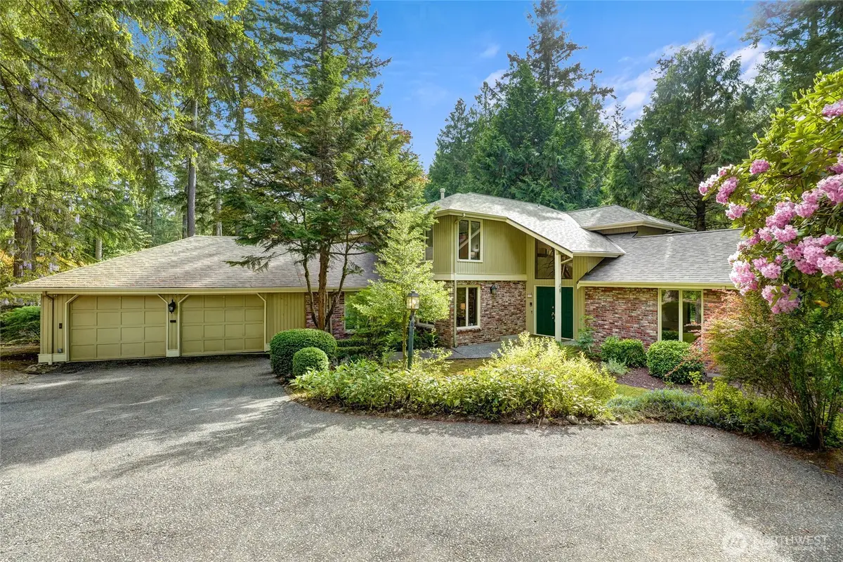3903 142nd Place Ne, Bellevue, WA 98007 - #1