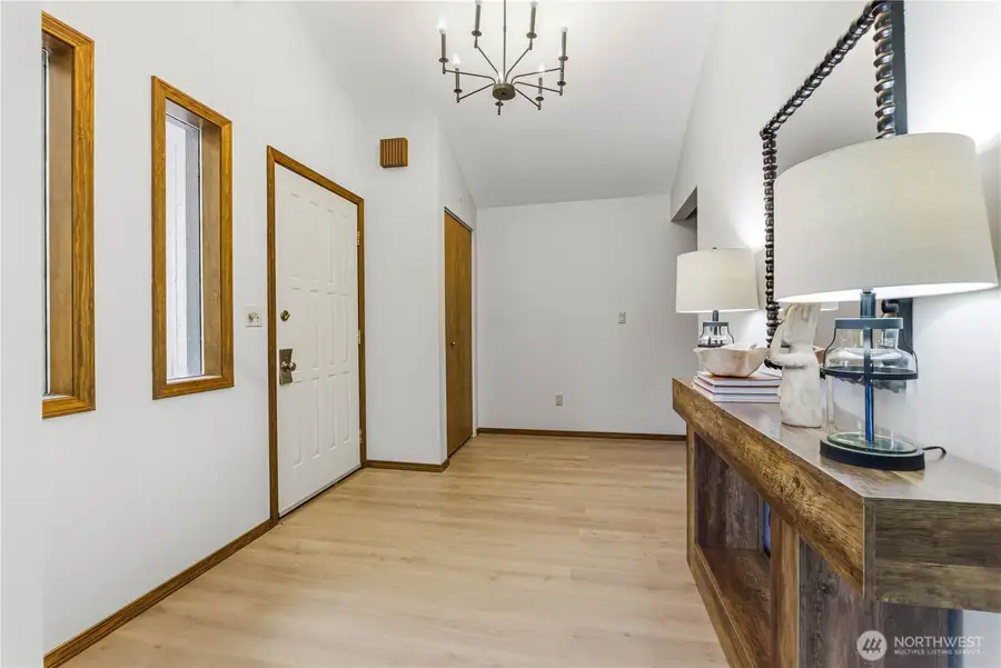 225 19th Street Ne #20, East Wenatchee, WA 98802 - #3