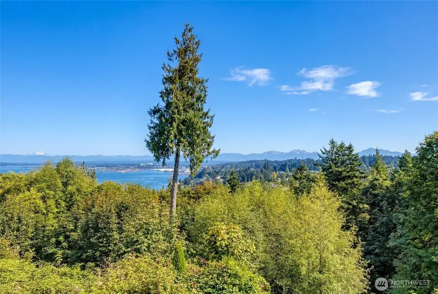 4911 Harbor Lane, Everett, WA 98203 - #2