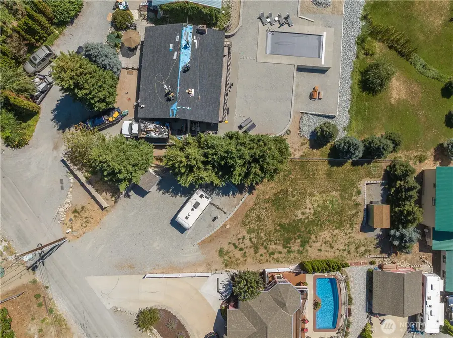 327 Lakeshore Drive, Manson, WA 98831 - #3