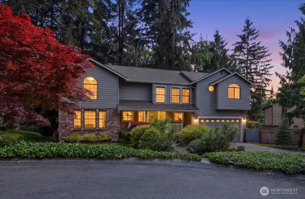1610 202nd Place Sw, Lynnwood, WA 98036
