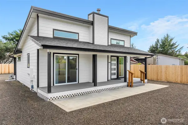 369 N Butter Clam Street Sw, Ocean Shores, WA 98569