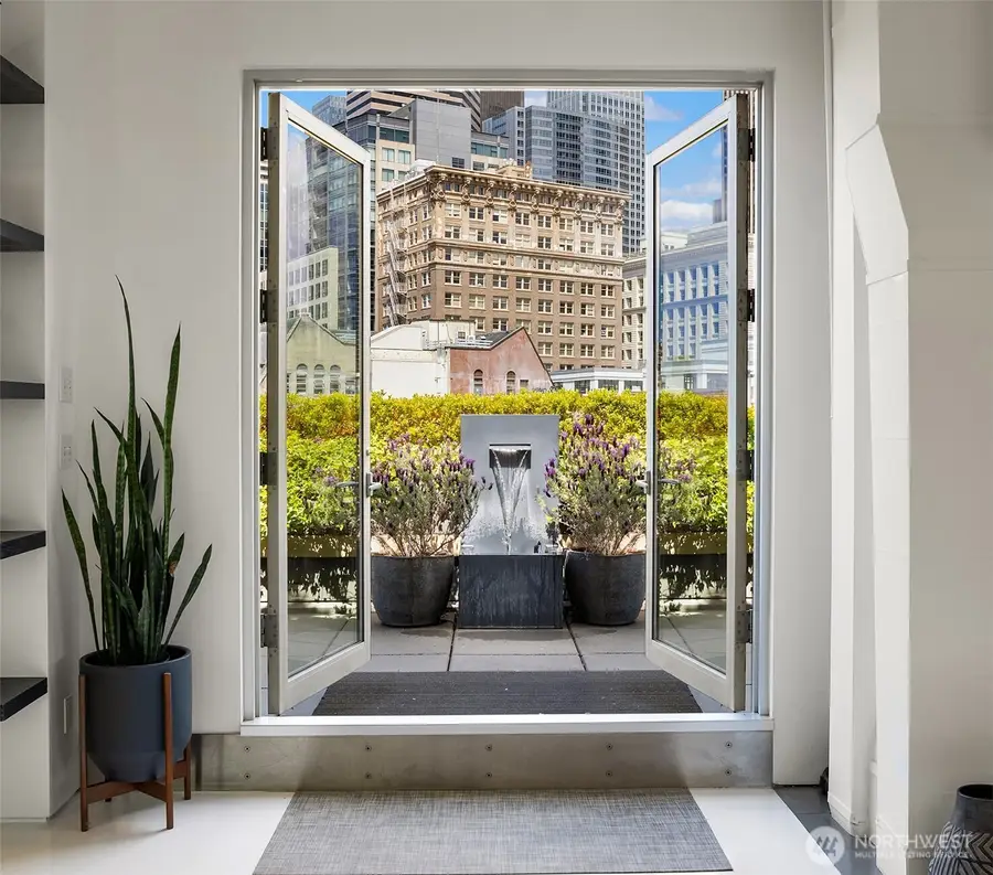 100 1st Avenue S #16, Seattle, WA 98104 - #3