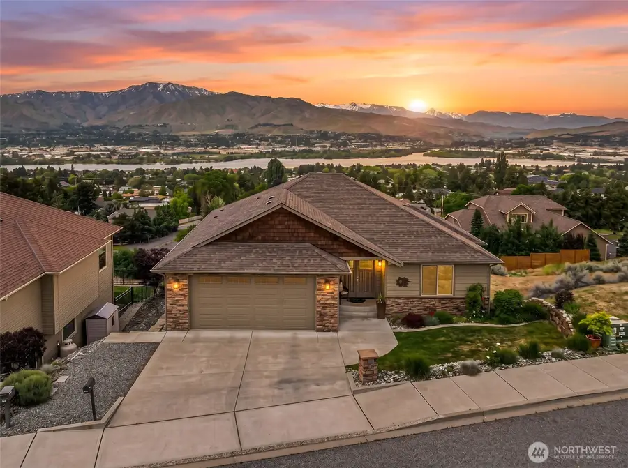 2642 Catalina Ave, East Wenatchee, WA 98802 - #2