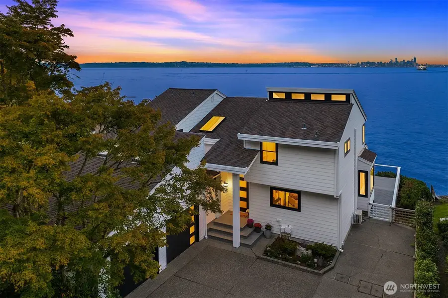 4692 Rockaway Beach Road Ne, Bainbridge Island, WA 98110 - #2