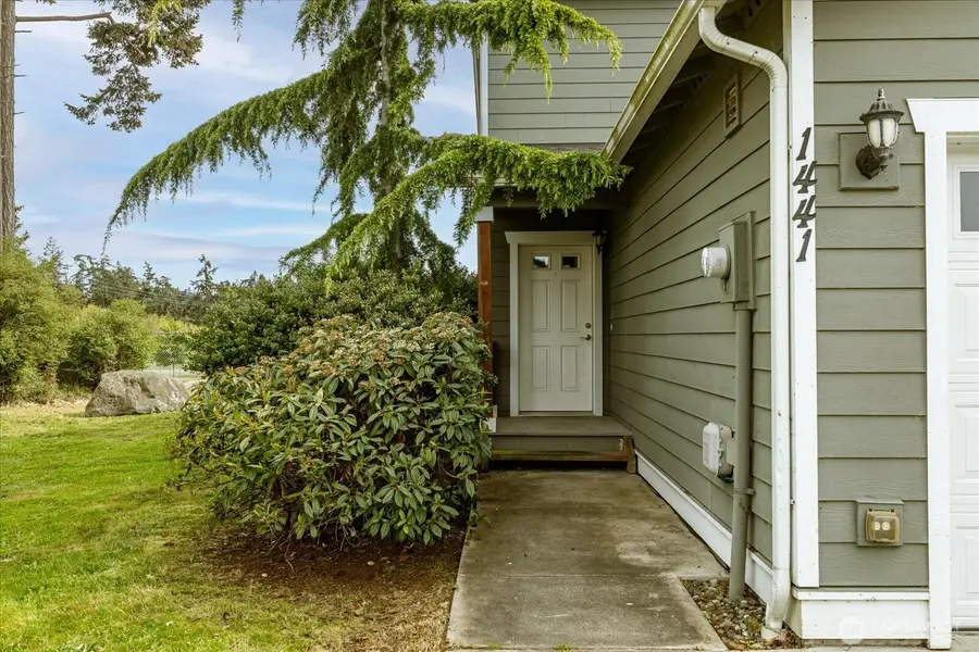 1441 NW 5th Avenue, Oak Harbor, WA 98277 - #3