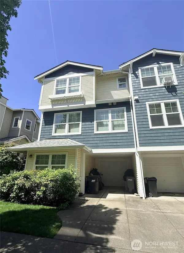 6825 Holly Park Drive S, Seattle, WA 98118