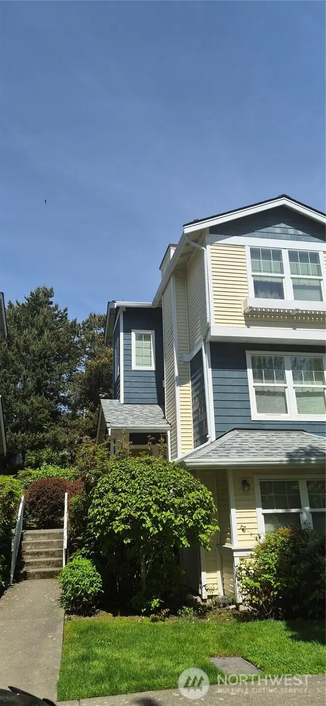 6825 Holly Park Drive S, Seattle, WA 98118 - #3