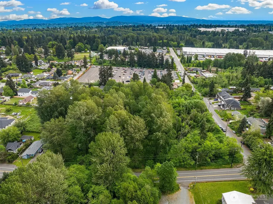 138 8th Avenue S, Burien, WA 98168 - #3