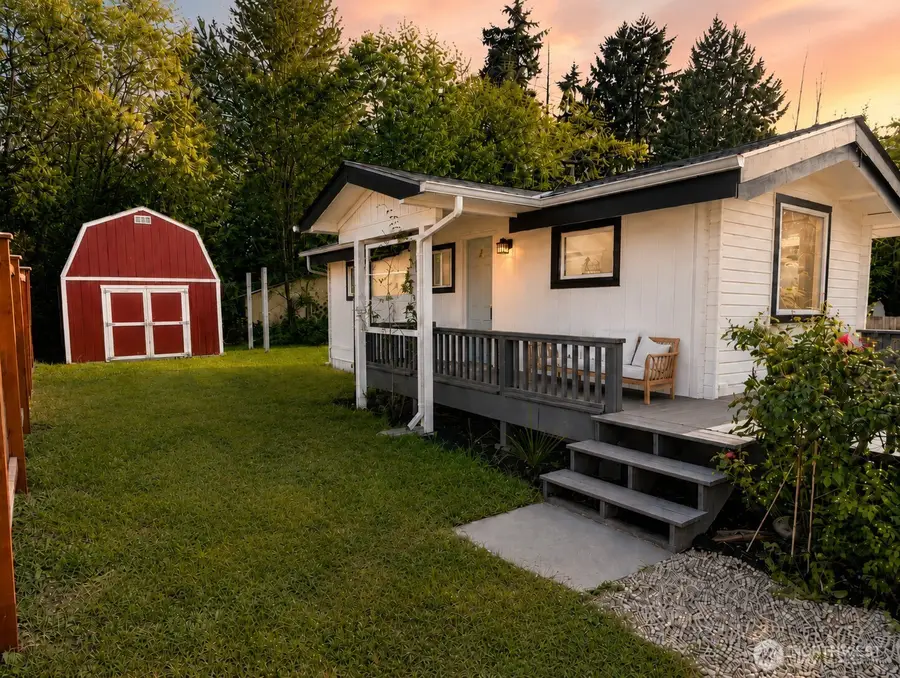 416 E 86th Street, Tacoma, WA 98445 - #3