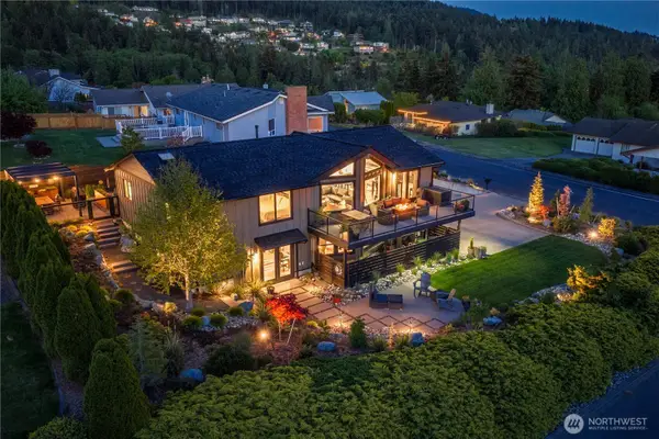 4708 Queen Ann Way, Anacortes, WA 98221