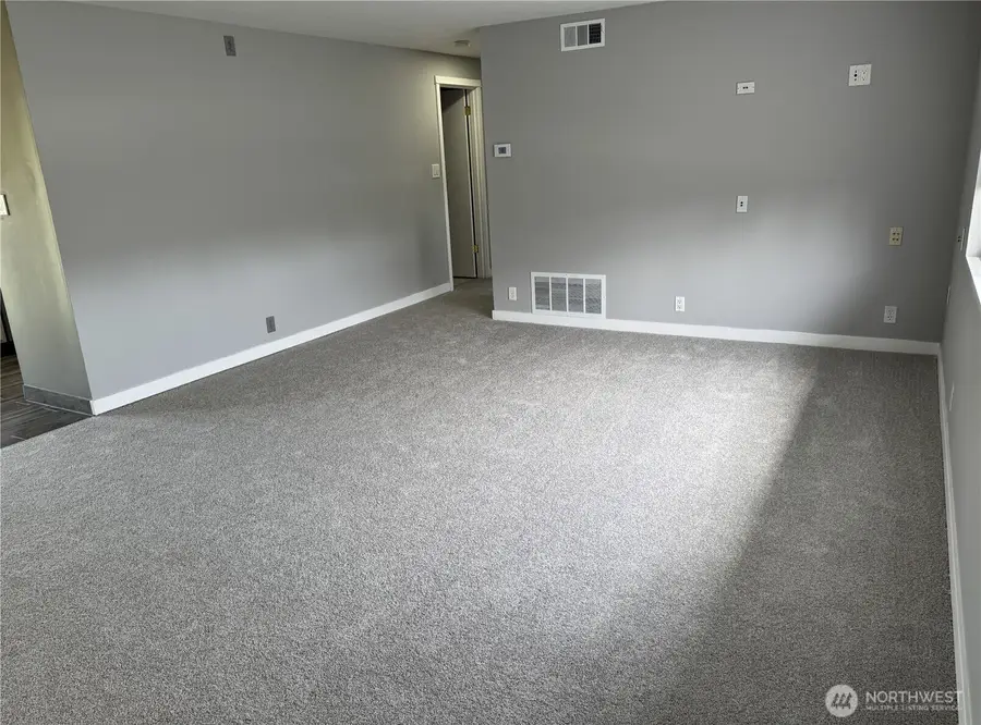 15735 SE 117th Avenue, Renton, WA 98058 - #3