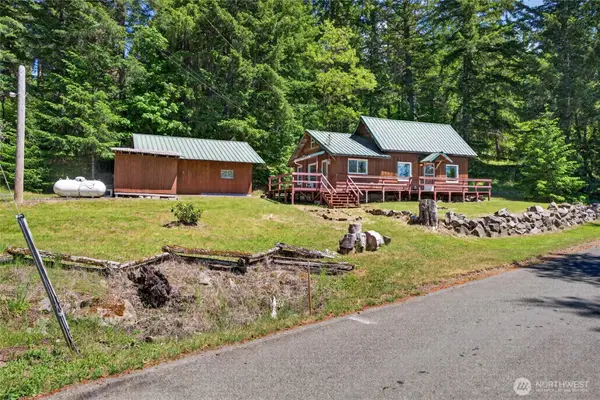 121 Powerhouse Road, Packwood, WA 98361