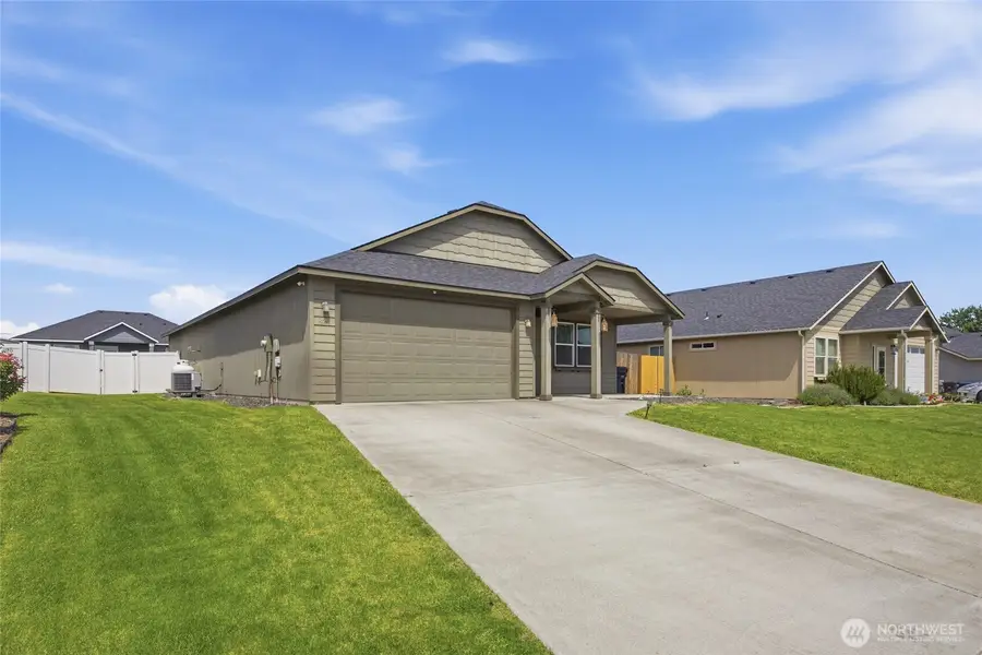 425 S Trillium Way, Moses Lake, WA 98837 - #2