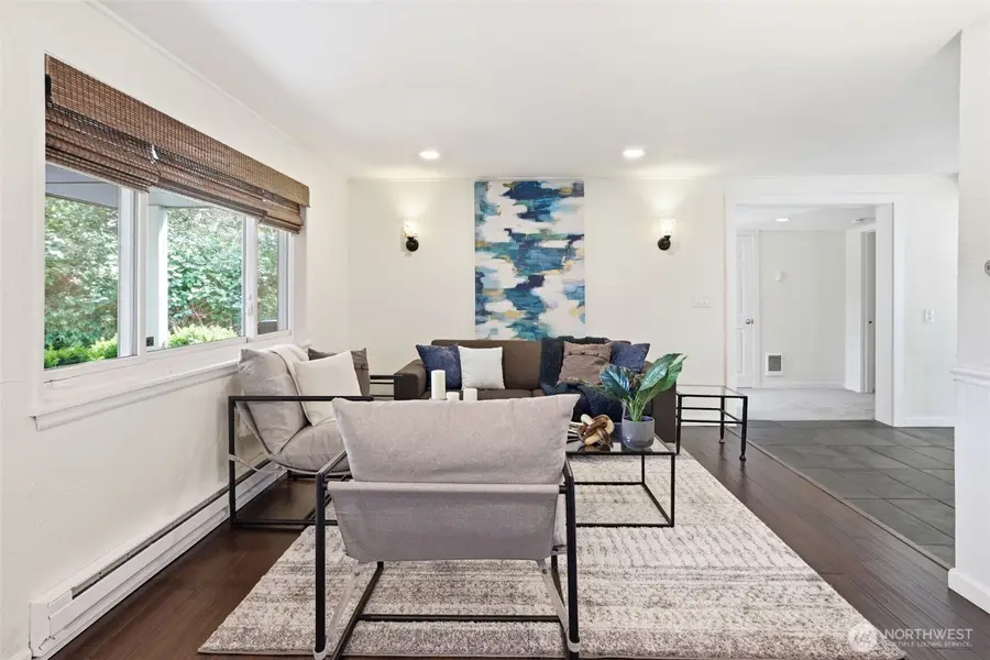 10209 31st Avenue Sw, Seattle, WA 98146 - #3
