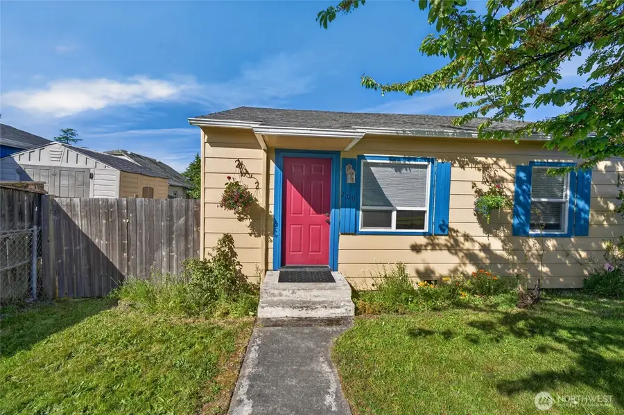 209 E Eleventh Street, Port Angeles, WA 98362 - #3