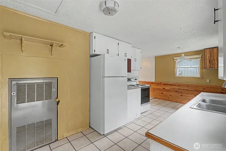 4435 Black Lake Blvd Sw, Olympia, WA 98512 - #3