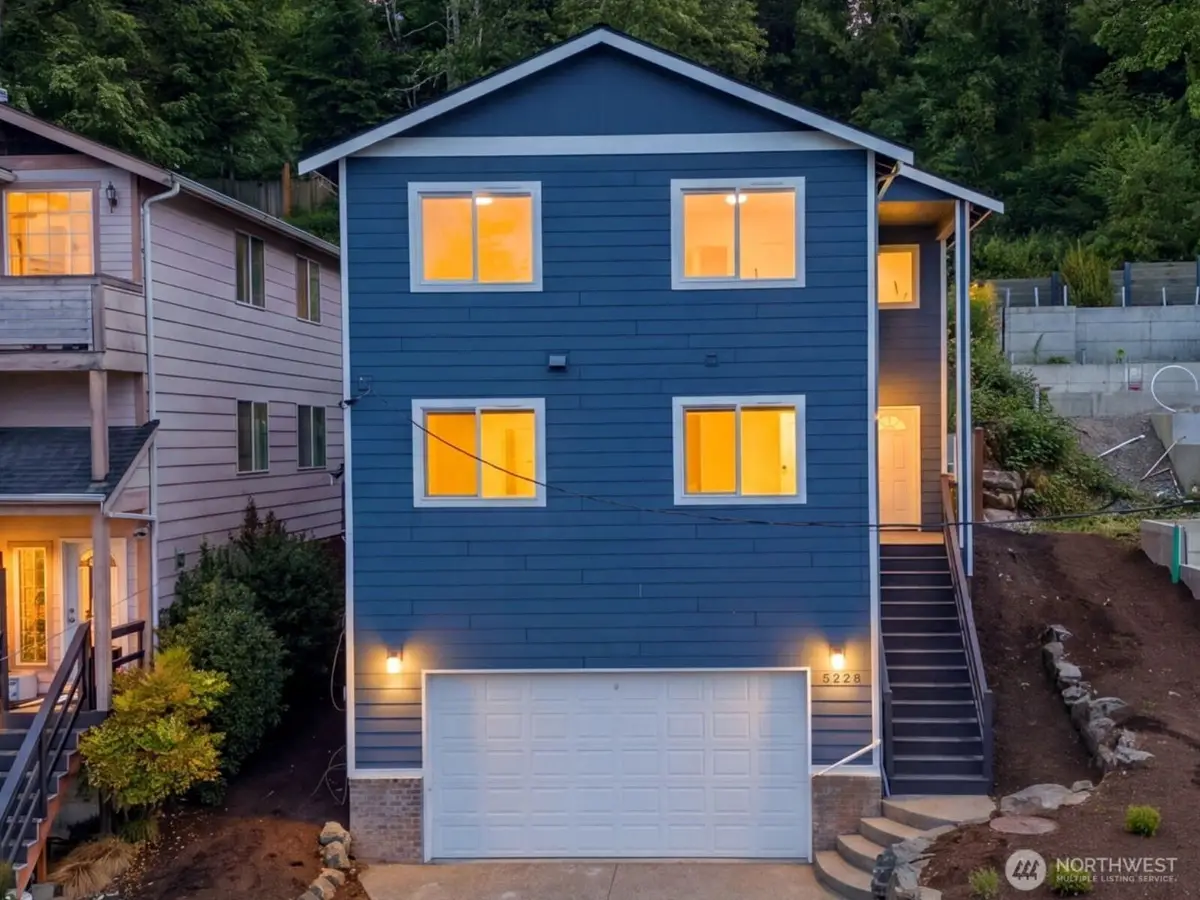 5228 23rd Avenue Sw, Seattle, WA 98106 - #1