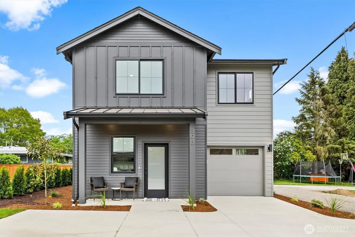 303 S 17th Street, Lynden, WA 98264 - #1