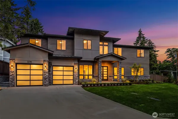 16390 NE 1st Street, Bellevue, WA 98008