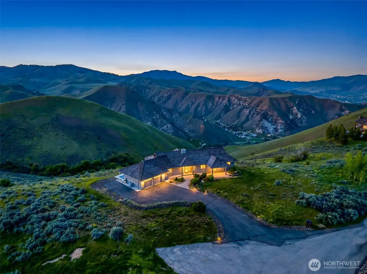 500 Connery Road, Wenatchee, WA 98801 - #1