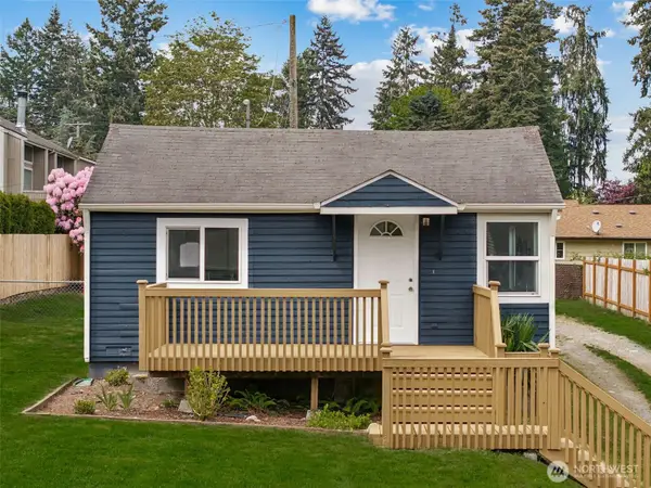 3142 Glendale Drive W, University Place, WA 98466