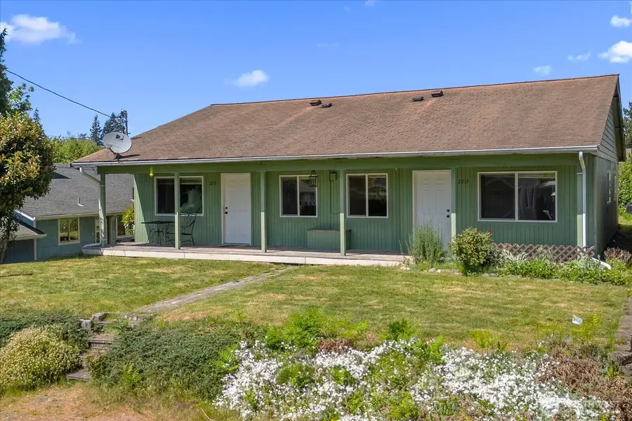 2215 Jackson Avenue, Everett, WA 98203 - #2