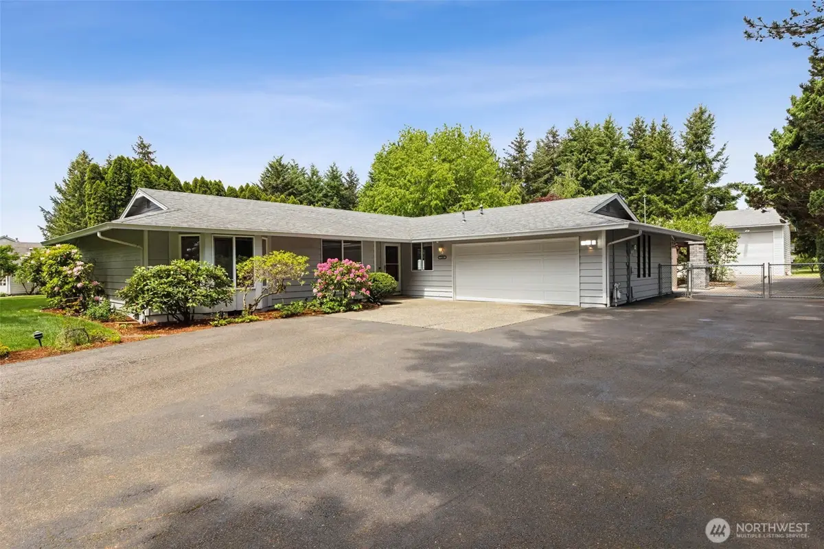 7204 44th Avenue Ne, Olympia, WA 98516 - #1