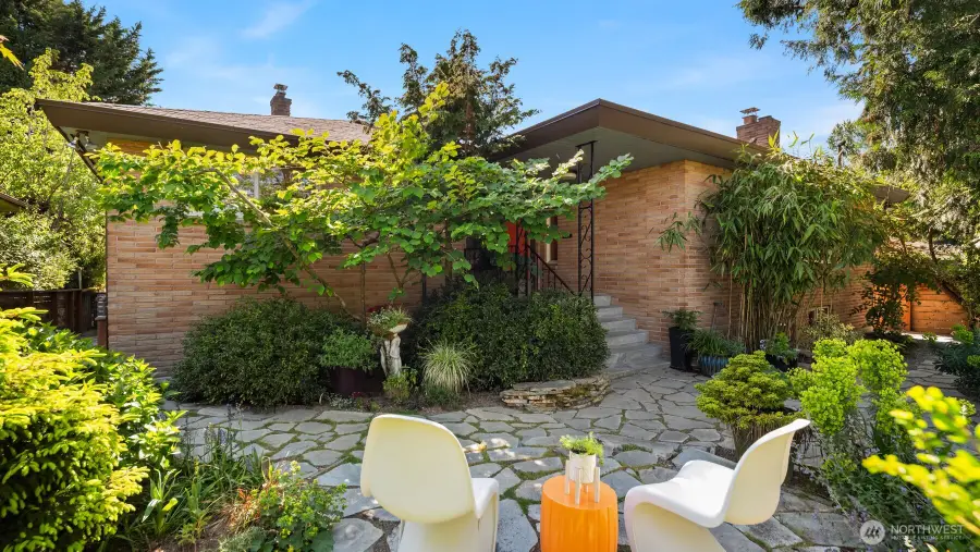 8317 Duncan Avenue S, Seattle, WA 98118 - #3