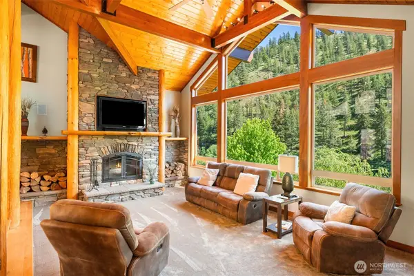 5230 Crum Canyon Road, Entiat, WA 98822