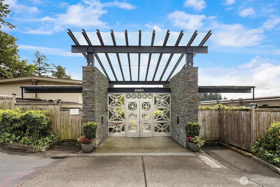 9951 Lake Washington Blvd Ne #23, Bellevue, WA 98004 - #3