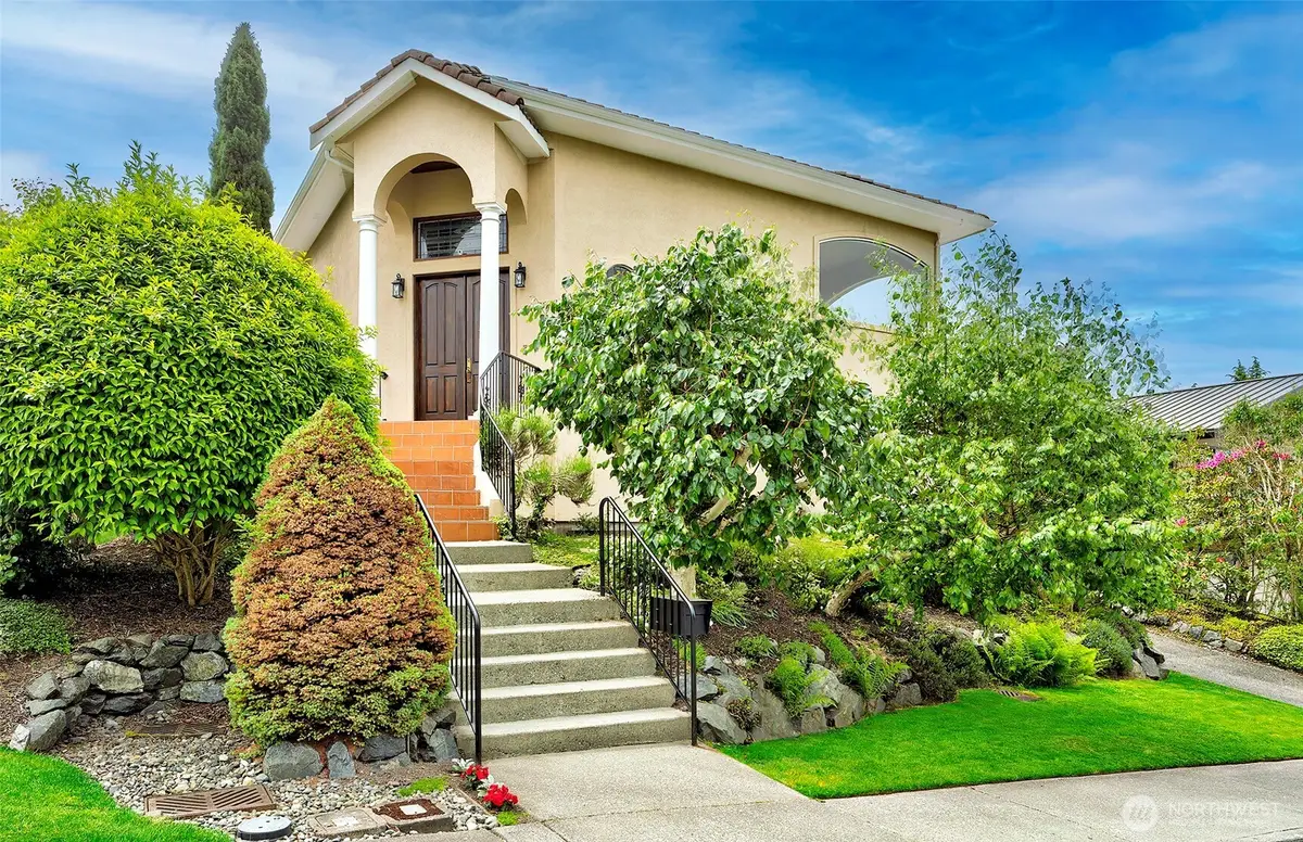 750 Maple Street, Edmonds, WA 98020 - #1
