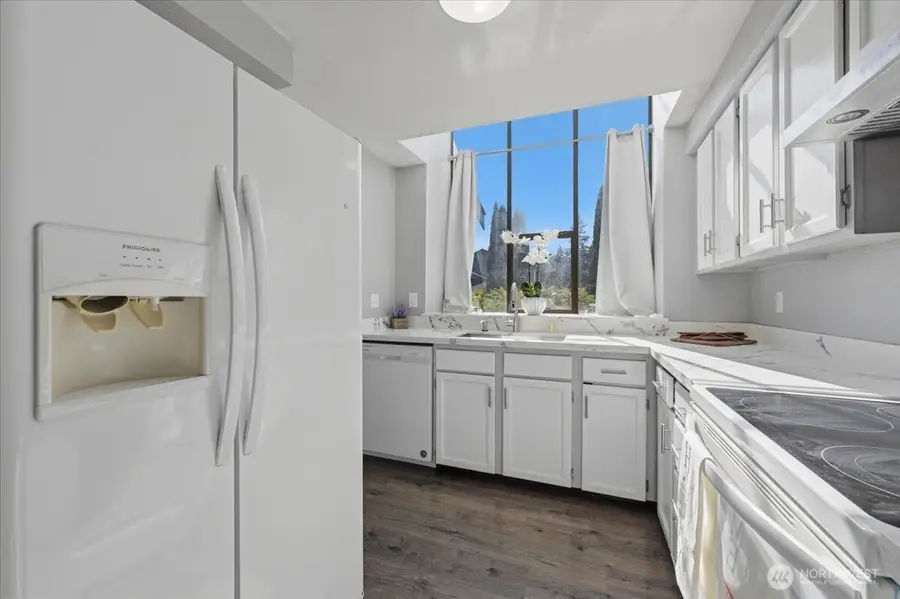 4807 76th St Ne #Apt 8, Marysville, WA 98270 - #3