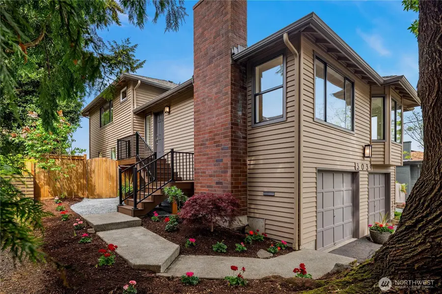 3039 50th Avenue Sw, Seattle, WA 98116 - #2