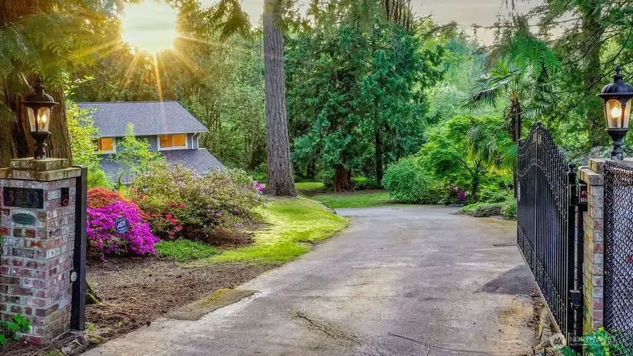 3733 221st Avenue Se, Sammamish, WA 98075 - #2