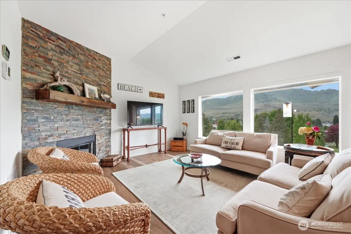 808 W Manson Road #B303, Chelan, WA 98816 - #1