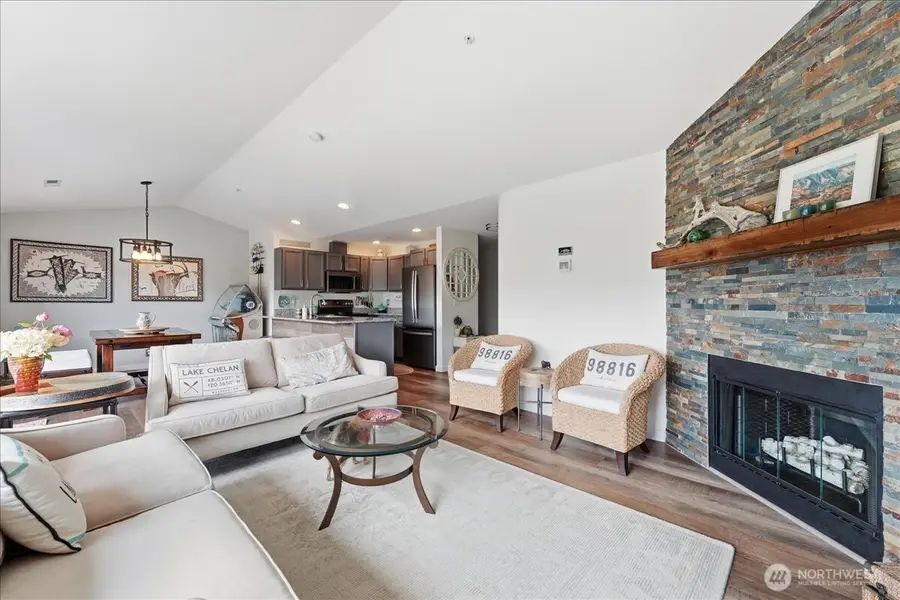 808 W Manson Road #B303, Chelan, WA 98816 - #2