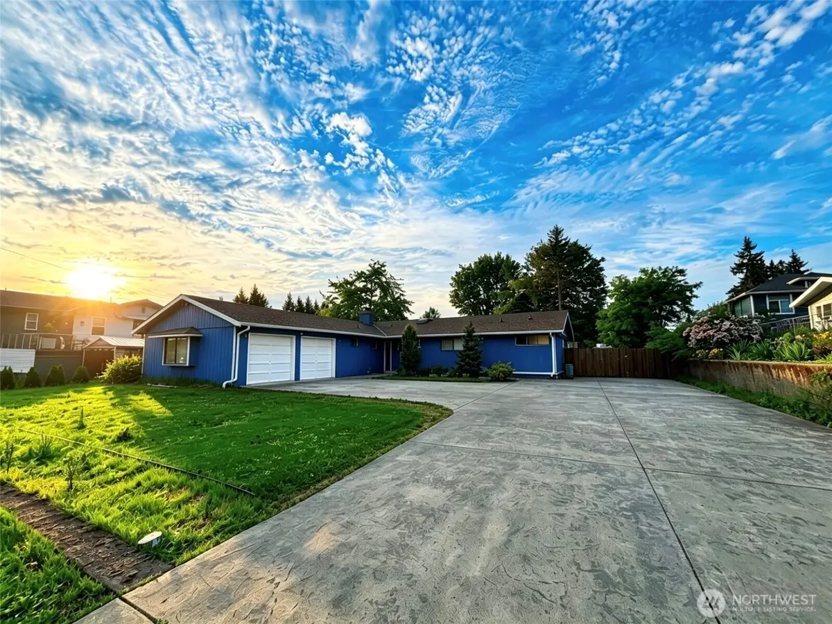 1836 NE 16th Street, Renton, WA 98056 - #1