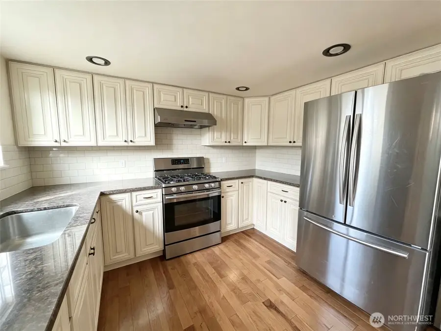 1836 NE 16th Street, Renton, WA 98056 - #3