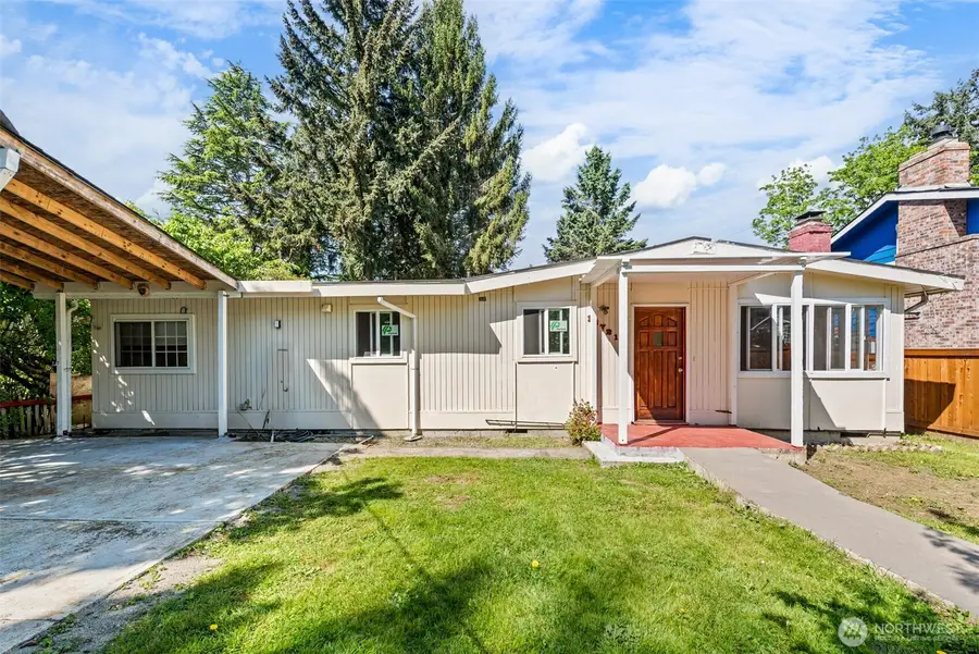 13721 37th Avenue Ne, Seattle, WA 98125 - #3
