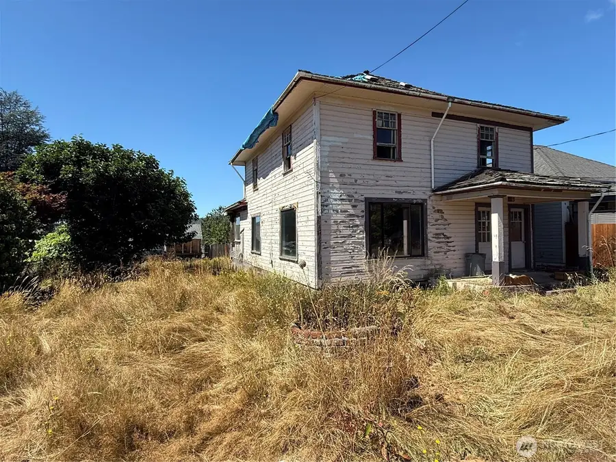 222 12th Street, Raymond, WA 98577 - #2