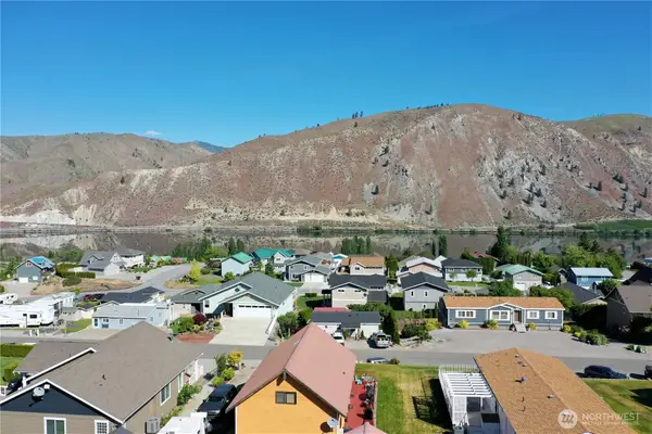 445 Entiat Place #12 &13, Orondo, WA 98843