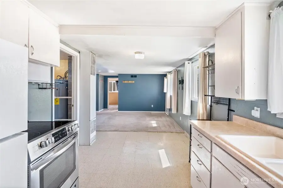 805 1/2 4th Avenue Sw, Puyallup, WA 98371 - #3