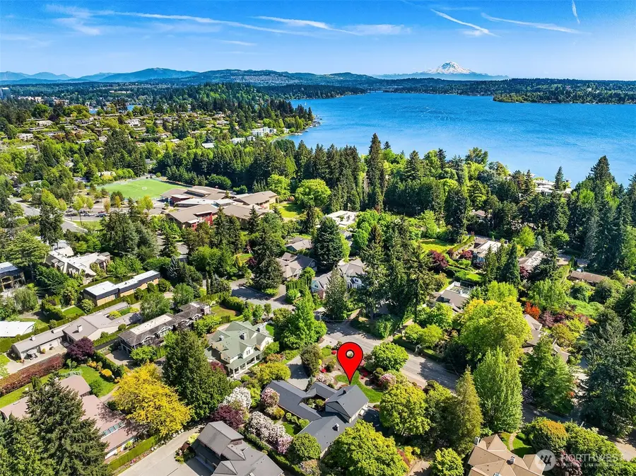 7720 NE 8th Street, Medina, WA 98039 - #3