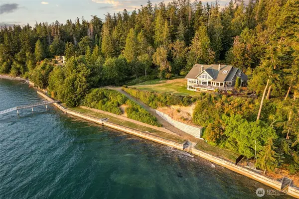 4486 East Harbor Road, Freeland, WA 98249