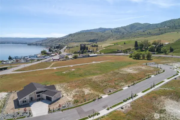 115 Loretta Lane #5, Chelan, WA 98816