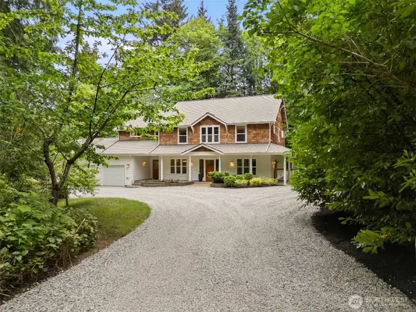 6963 NE Hidden Cove Road, Bainbridge Island, WA 98110