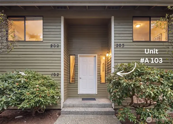 75 NW Columbia Drive #A103, Oak Harbor, WA 98277